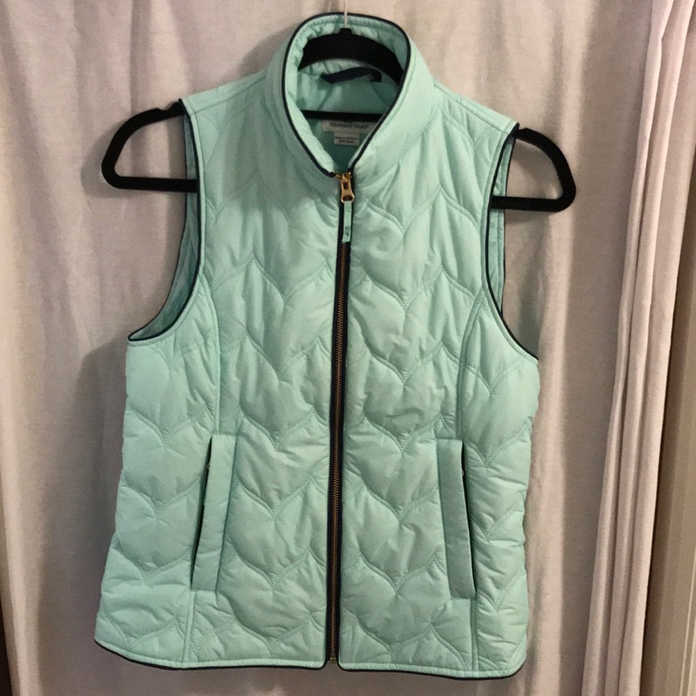 VV Puffer Vest with whale tail quilt